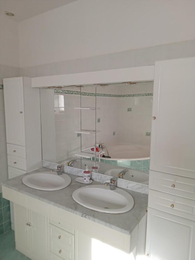 Bed and Breakfast Chez La Marquise Boissieres  Екстер'єр фото